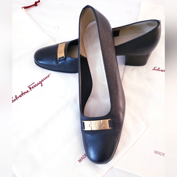 Salvatore Ferragamo Shoes - Salvatore Ferragamo block heels size 6.5B